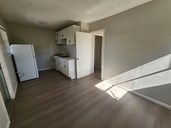 Foto del edificio - 321 N K St