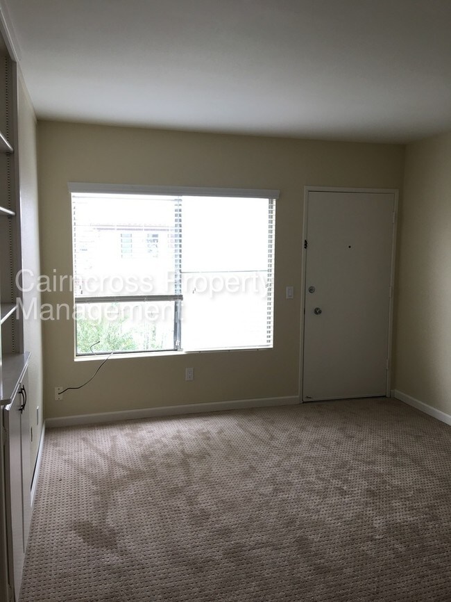 Building Photo - 1BR/1BA in Kensington near El Cajon Blvd
