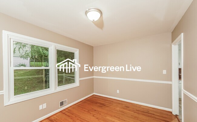 Building Photo - 417 Westwood Ave