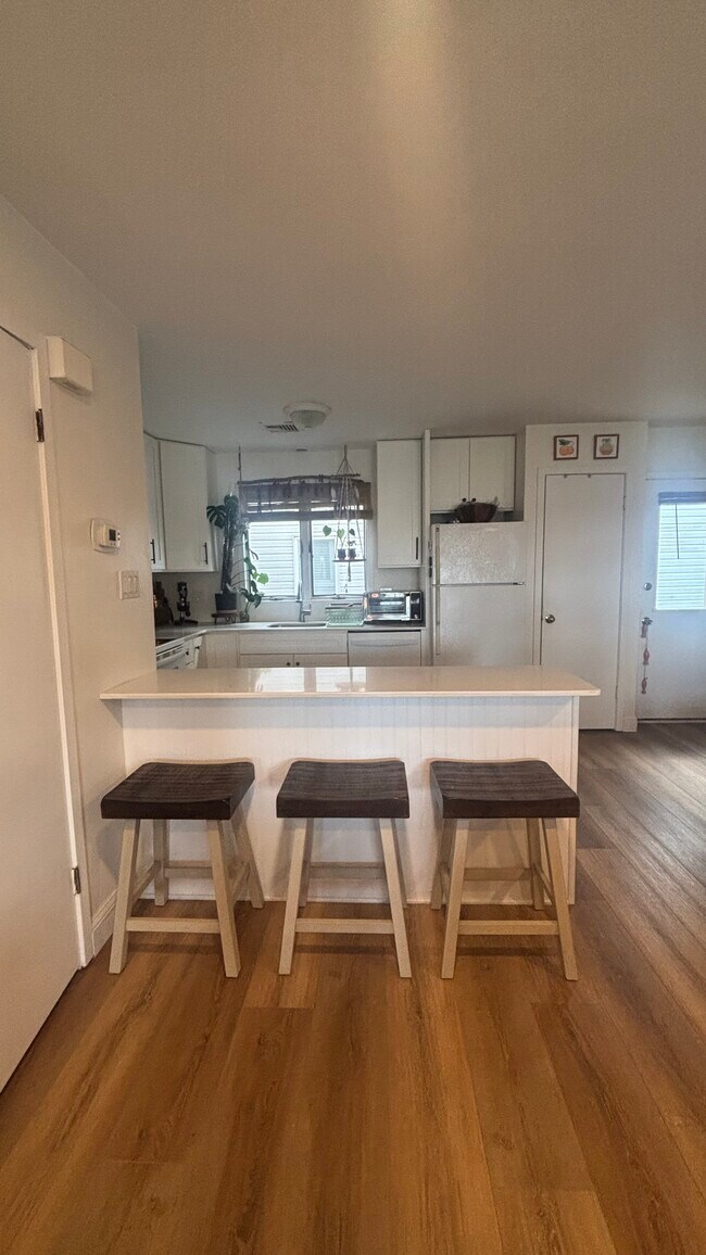 Foto del edificio - 4000 Bayshore Ave