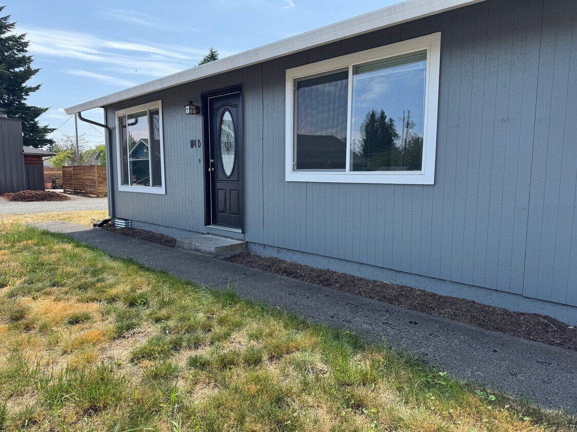 Foto principal - 3209 W St