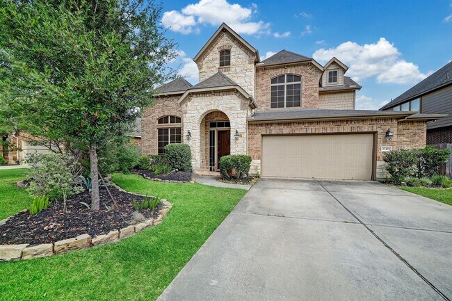 Building Photo - 23426 Millbrook Dr