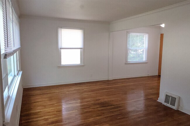 Foto del edificio - 10522 Byfield Dr