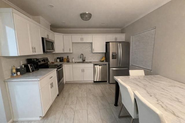 Foto del edificio - 1013 S Magnolia Ave