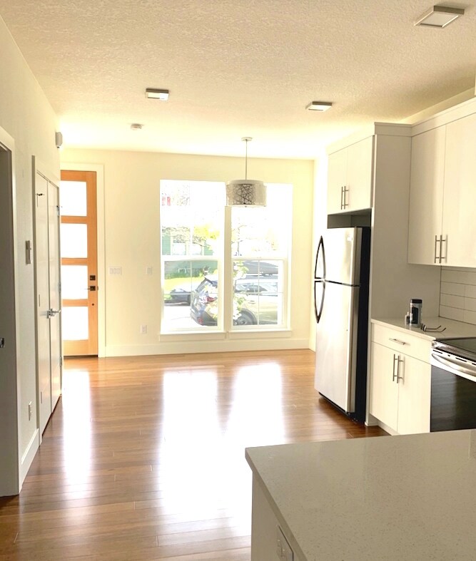 Foto principal - 1385 N Humboldt St