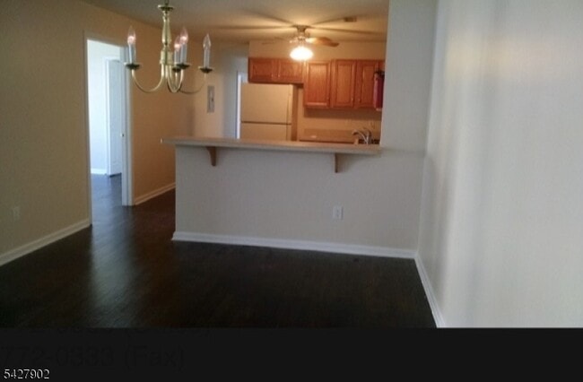 Foto del edificio - 37 Parkside Ct
