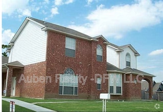 Building Photo - 815 Valleybrooke Dr