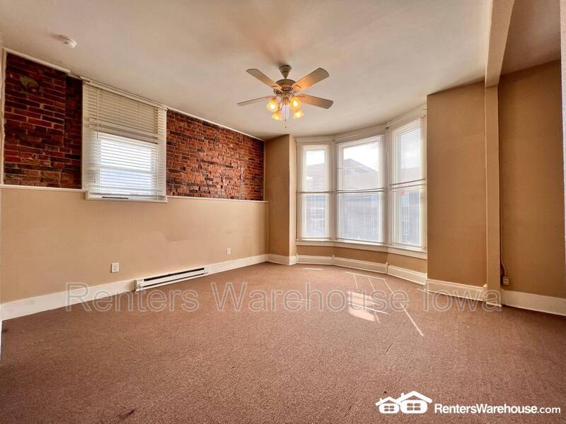 Foto principal - 120 N Howard St