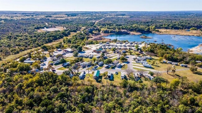 Foto del edificio - 10250 Western Oaks Rd