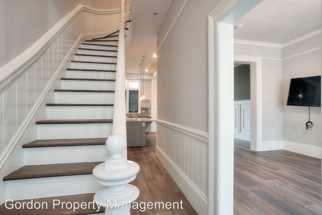 Foto del edificio - 3 br, 2 bath House - 2107 Bush Street