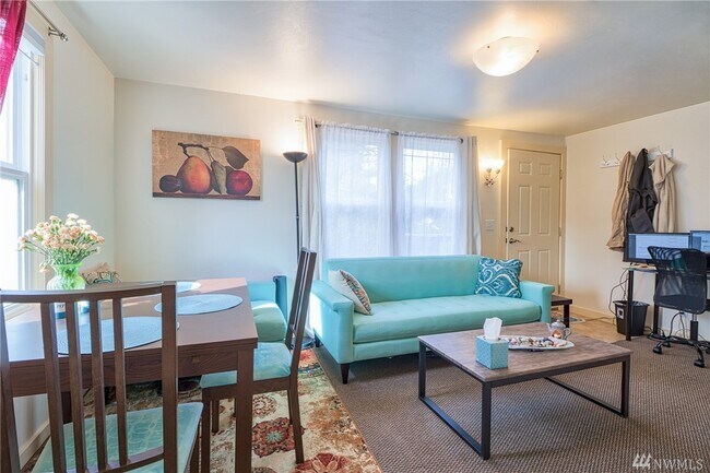 Foto del edificio - 719 Division St NW