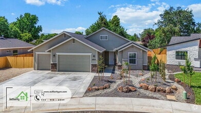 Building Photo - 2864 River Dr