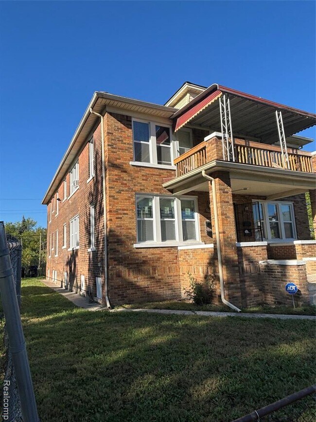 Foto del edificio - 8955 Otsego St