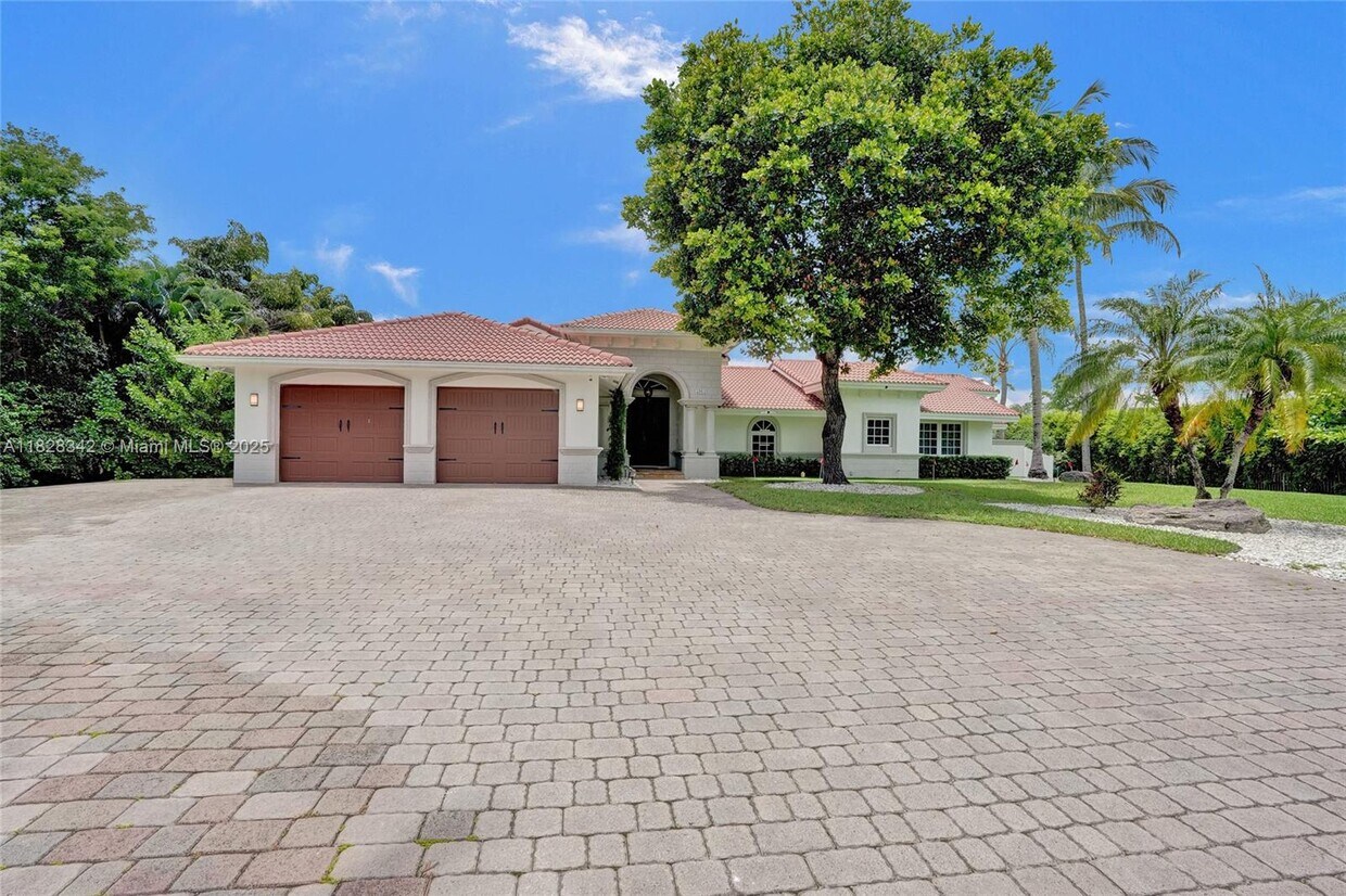 Foto principal - 5963 NW 75th Way