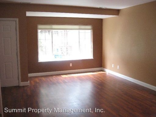 Building Photo - 3 br, 1.5 bath House - 1312 Bridgecourt Way