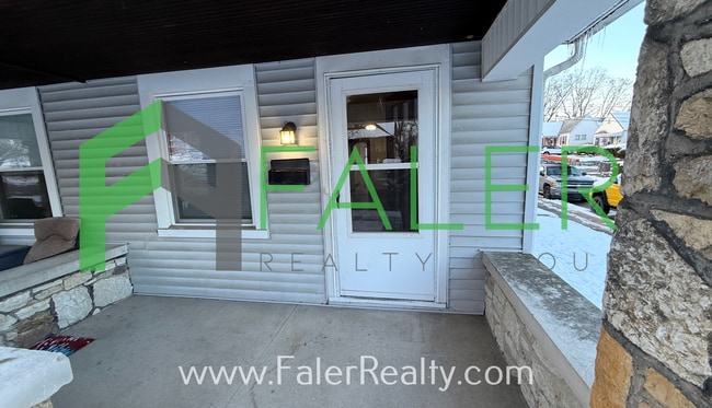 Photo - 1725-1727 Brookline Apartment