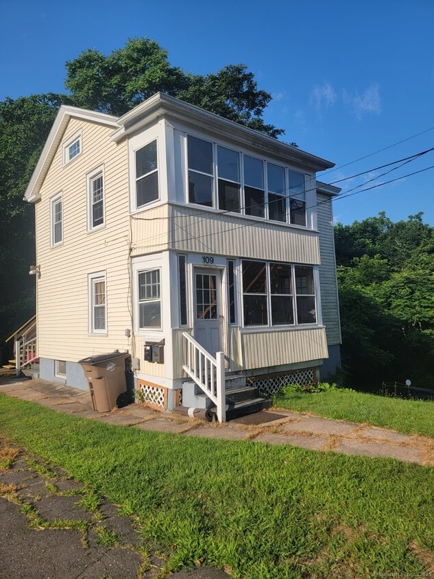 Primary Photo - 109 Union St