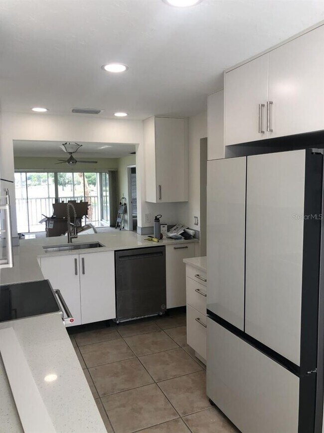 Foto del edificio - 2 br, 2 bath House - 5218 Wedgewood Ln #72