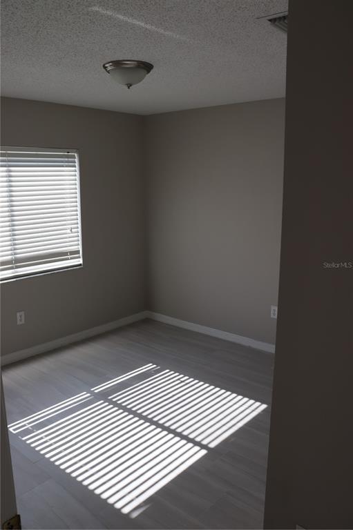 Foto del edificio - 6419 Chapel Pines Blvd