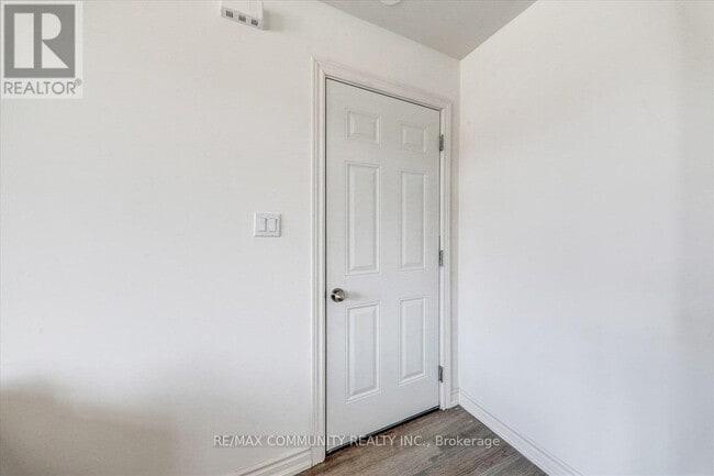 Building Photo - 2718 William Jackson Dr