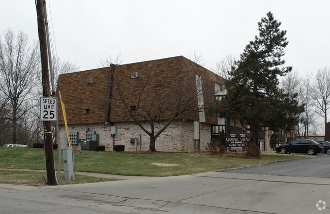 Building Photo - Marina View Apartments