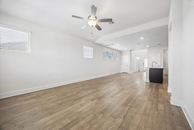 Building Photo - 8503 McKamy Dr