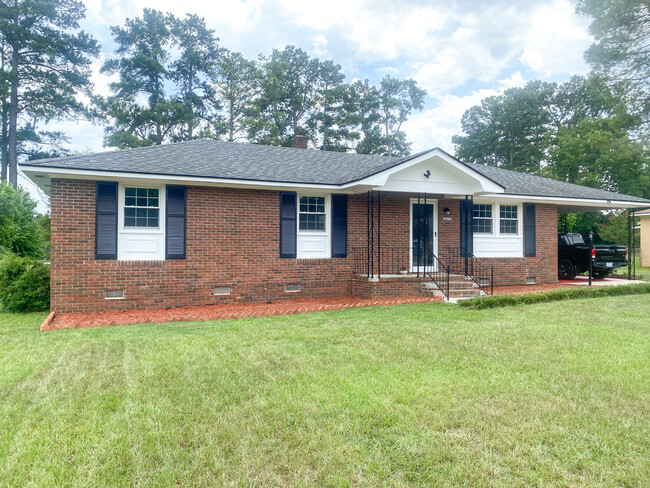 Building Photo - 5432 Plantation Dr