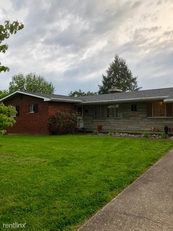 Building Photo - 3 br, 2.5 bath House - 104 River Ln