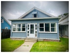 Building Photo - 441 Riverside Dr