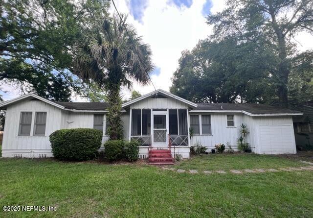 Foto principal - 4833 Royal Ave
