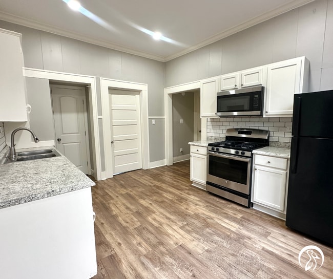 Building Photo - Pelican - Hilton St Duplex