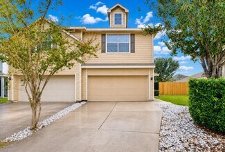 Building Photo - 16659 Newglen Ln