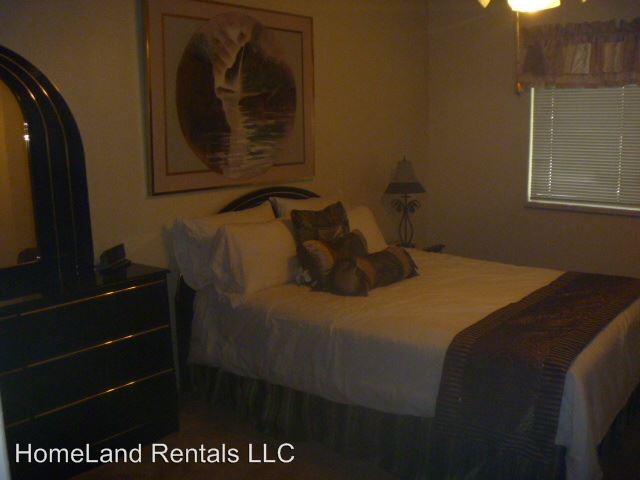 Foto del edificio - 2 br, 1.5 bath Apartment - 1133 Booth Dr