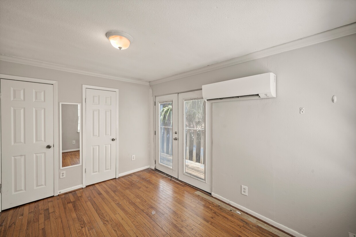 Building Photo - 3409 Mandell St