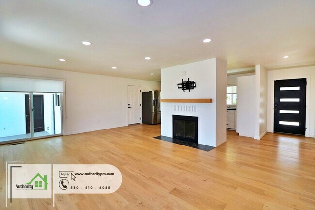 Foto del edificio - 1225 Manzanita Hills Ave