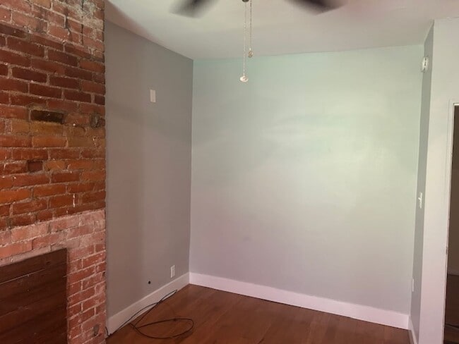 Building Photo - 721 Chislett St