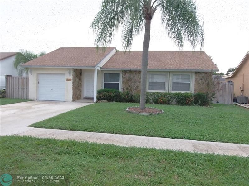 Primary Photo - 1905 SW 86th Ave