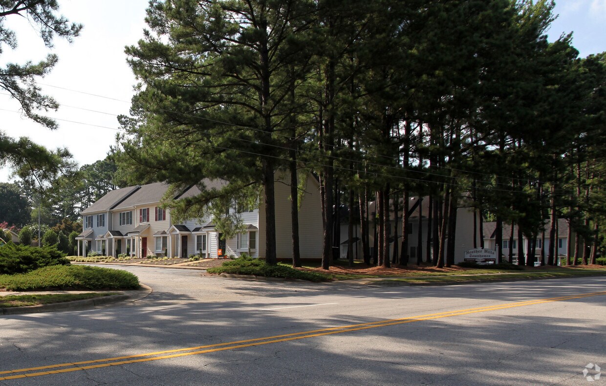 Building Photo - Heather Hills Townhomes