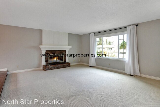 Foto del edificio - 3 br, 3 bath House - 8440 SW 70th Pl