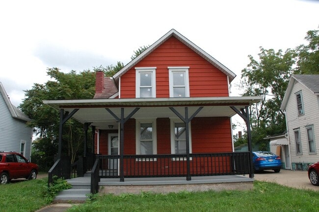 Building Photo - 575 W 13th St