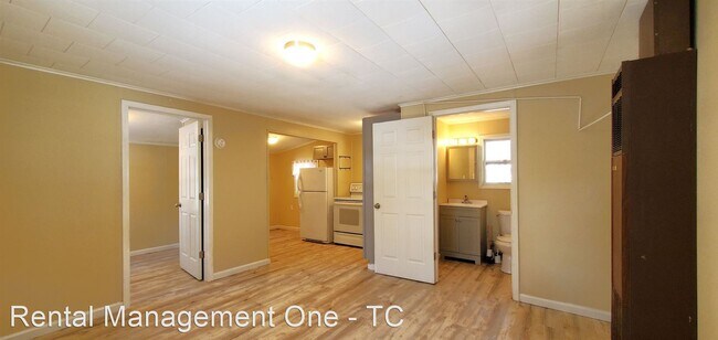 Building Photo - Studio, 1 bath House - 1460 Apache Ln