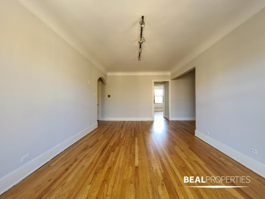 Building Photo - 1 bedroom in CHICAGO IL 60647