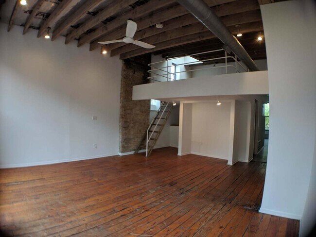 Foto del edificio - 1829 S Halsted St