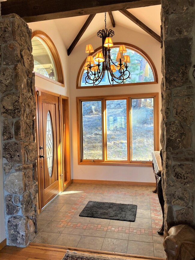 Building Photo - 33943 Upper Bear Creek Rd