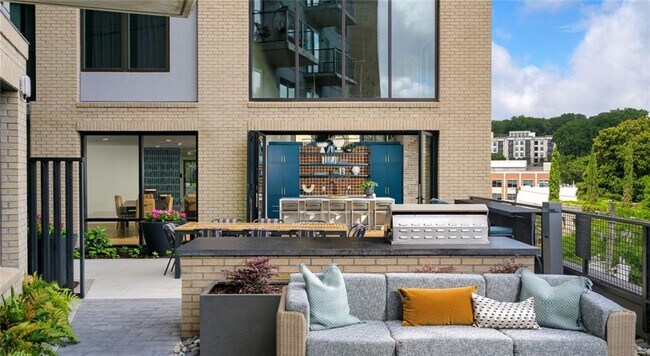 Foto del edificio - 400 Bishop St NW