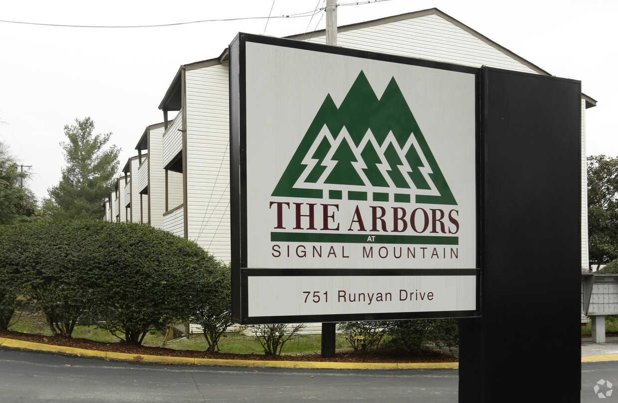 Primary Photo - Arbors at Signal Mountain