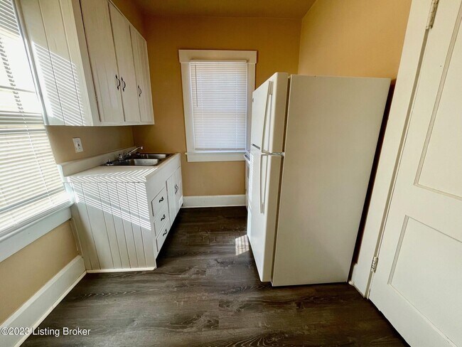 Foto del edificio - 2015 E Oak St