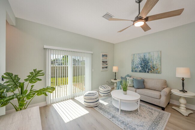 Building Photo - 950 Paddleboard Ct