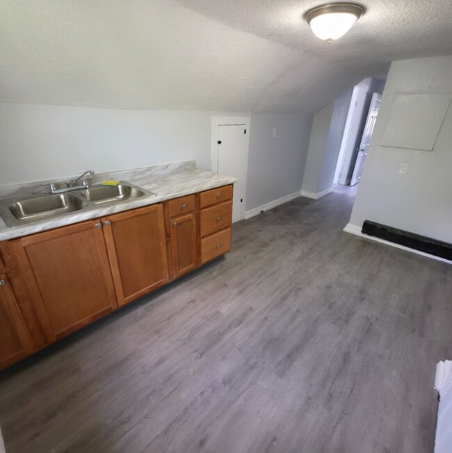 Foto del edificio - 3625 E 153rd St