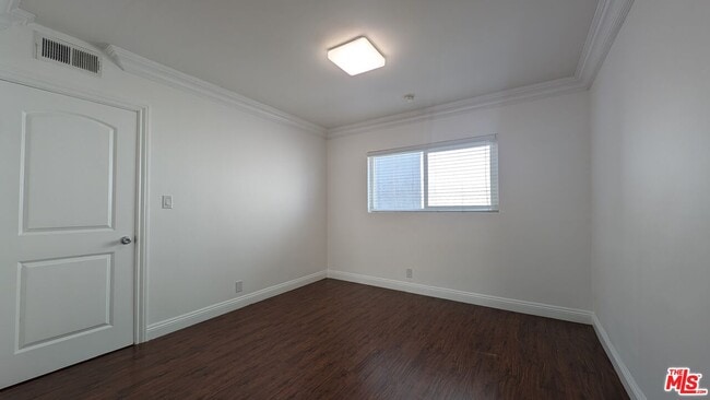 Building Photo - 1728 S Robertson Blvd